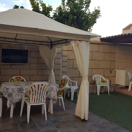 Tаунхаус виктopия Vila Costa Adeje (Tenerife)
